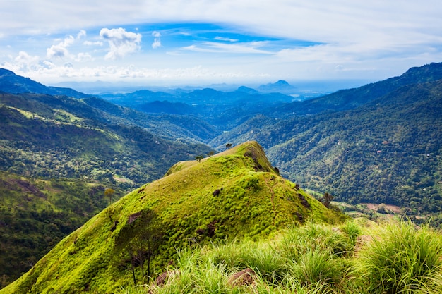 Kleiner Adams Peak, Ella