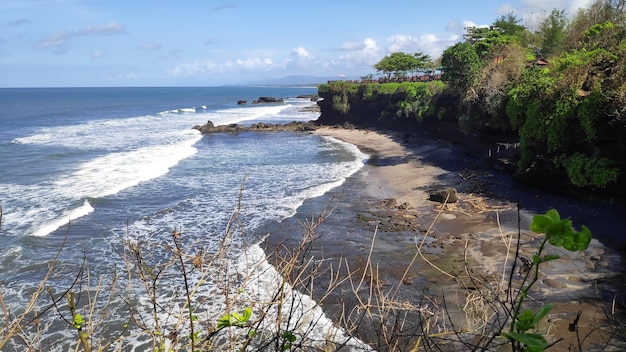 Klippe von Tanah Lot Tempel in Bali