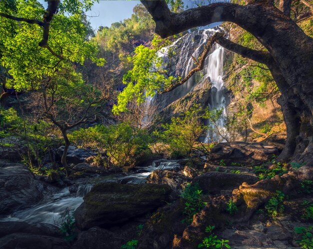 Klonglan-Wasserfall im Khlong-Lan-Nationalpark in Kamphaeng Phet in der Nähe von Chiang Mai