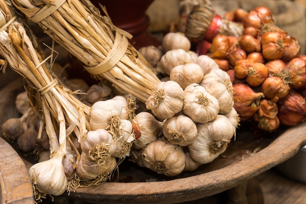 Knoblauch in der Vintage Küche 1