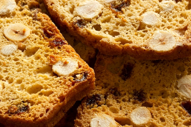 Knusprige Kekse mit Früchten Italienische Biscotti