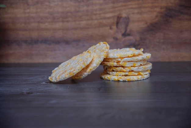 Knuspriger Trockenreis-Cracker Gesunder Knäckebrot-Snack Close upDiätkost