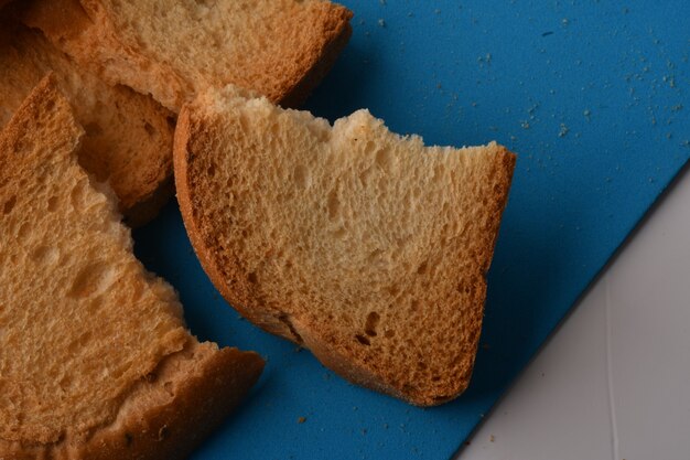 Knuspriger Zwieback oder Toast für ein gesundes Leben