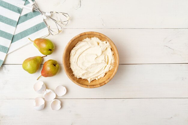 Kochprozess Schritt für Schritt Birnenkuchen