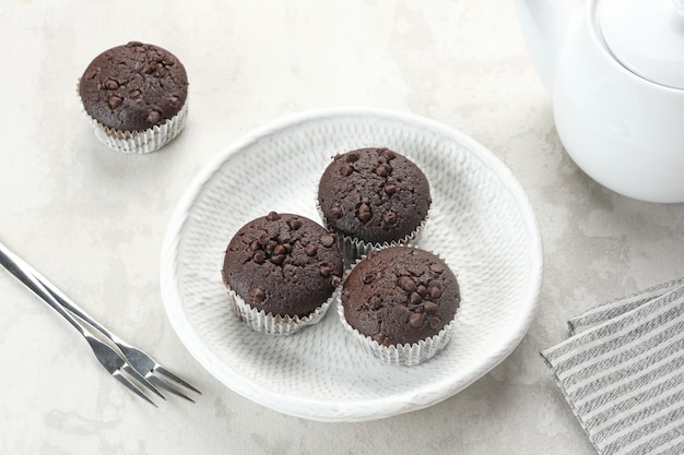 Köstliche Schokoladen-Muffins mit Choco-Chips