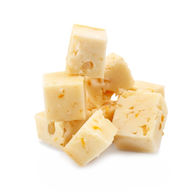 Köstlicher Käse mit Koriander auf weißem Hintergrund