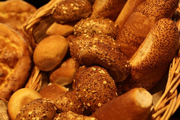 Köstliches Brot auf dem Tisch