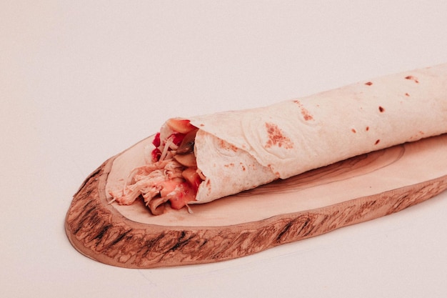 köstliches fleisch durum türkische kebap sandwich wrap