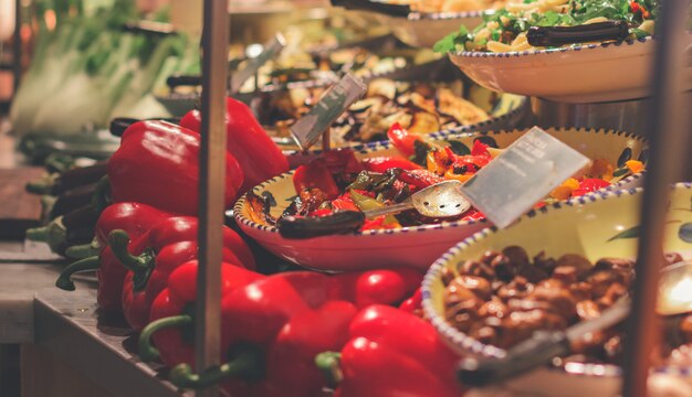 Köstliches gesundes Essen auf dem Display