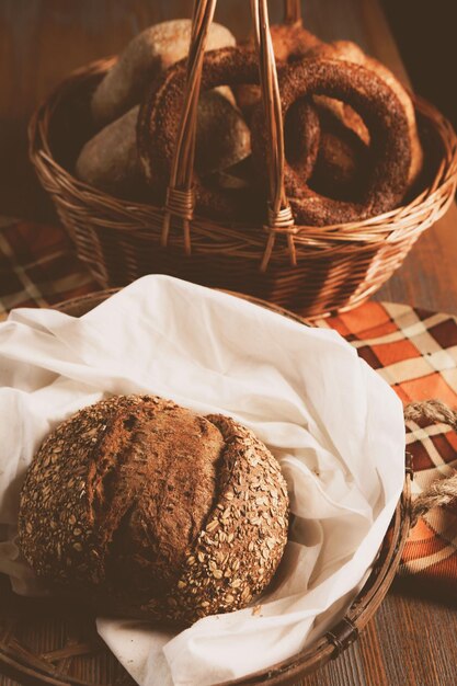 köstliches naturästhetisch gebackenes Brot