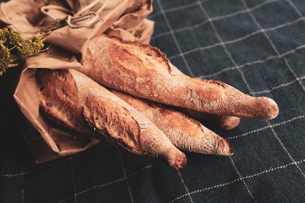 köstliches naturästhetisch gebackenes Brot