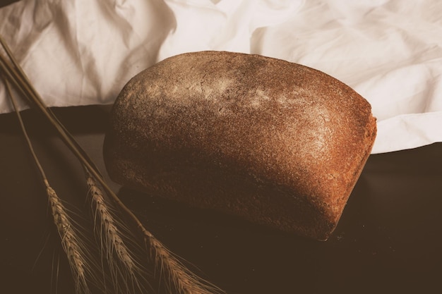 köstliches naturästhetisch gebackenes Brot