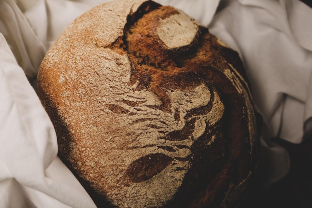 köstliches naturästhetisch gebackenes Brot