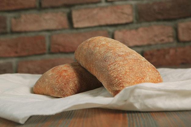 köstliches naturästhetisch gebackenes Brot