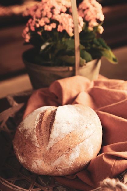 köstliches naturästhetisch gebackenes Brot