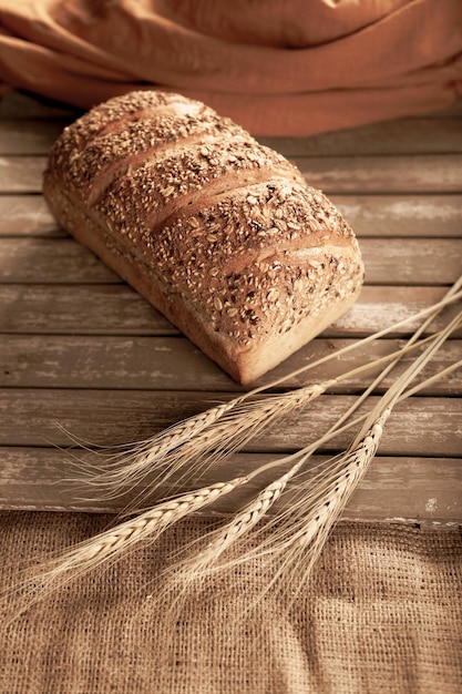 köstliches naturästhetisch gebackenes Brot