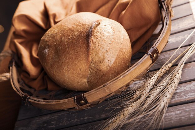 köstliches naturästhetisch gebackenes Brot