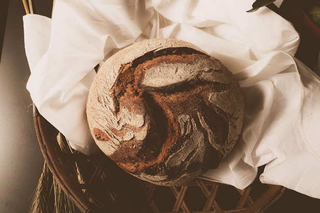 köstliches naturästhetisch gebackenes Brot