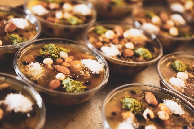 Köstliches traditionelles türkisches Dessert ashure