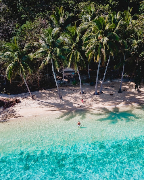 Koh Wai Island Trat Thailand in der Nähe von Koh Chang mit einem Bambushütte-Bungalow am Strand