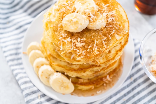 Kokos-Bananen-Pfannkuchen