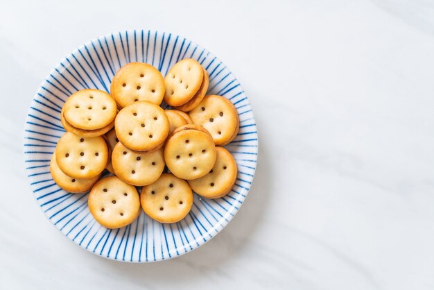 Kokosnusskeks mit Ananasmarmelade