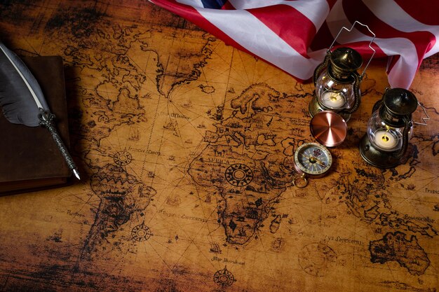 Kolumbus-Tages- und Weltkarte mit Kompass-Entdeckungskonzept