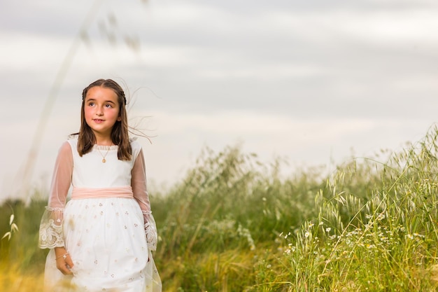 Kommunion Mädchen katholische Religion Kind Feier Hispanic Frauenporträt Sommer und Frühling