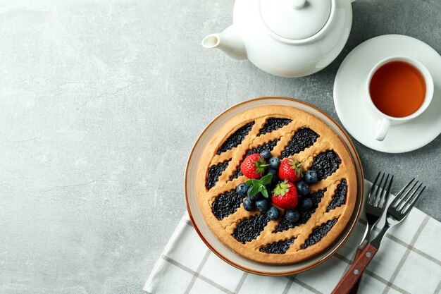 Konzept des köstlichen Desserts mit Blaubeerkuchen