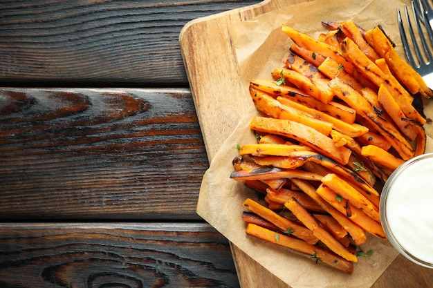 Konzept von leckerem Essen frittierte Süßkartoffeln Platz für Text