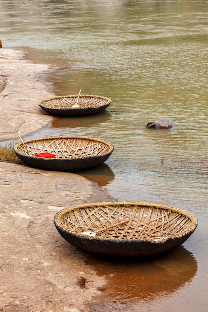 Korbboot Korbgeflecht in Hampi Karnataka Indien