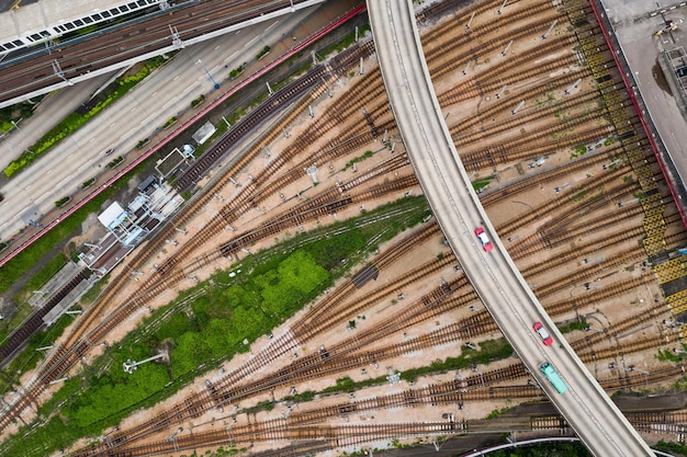 Kowloon Bay, Hong Kong 03 de septiembre de 2018:-vista de arriba hacia abajo de la vía férrea