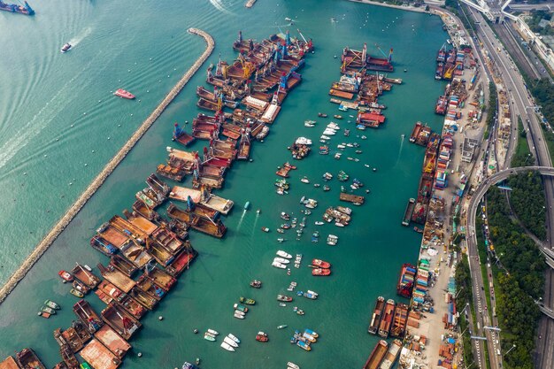 Kowloon West, Hong Kong, 14 de setembro de 2018: abrigo de tufão de Hong Konh de cima