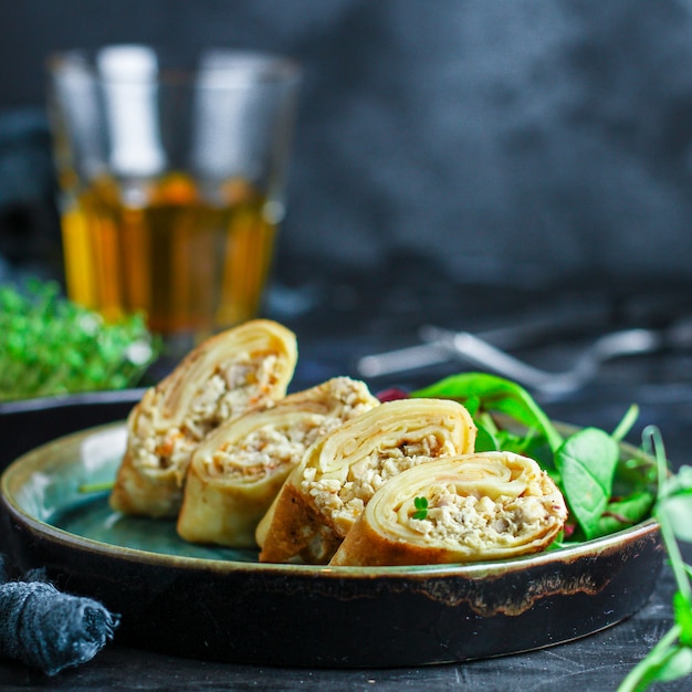 Krapfen mit Hühnchen