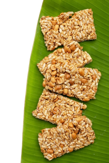 Krayasart Thai barra de cereales con arroz crujiente, cacahuetes y sésamo