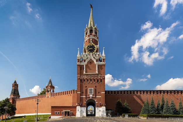 Kreml Moskau Spasskaja Uhrturm Tor Symbol des Retters von Smolensk Travel