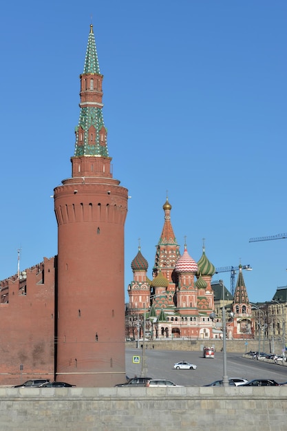 Kremlin de Moscú desde el río Moscú