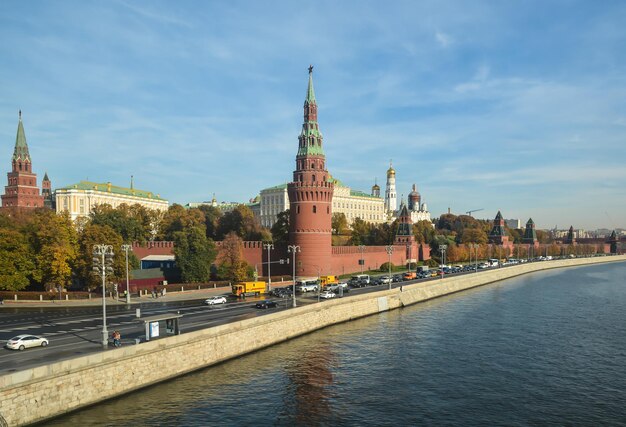 Kremlin de Moscú desde el terraplén