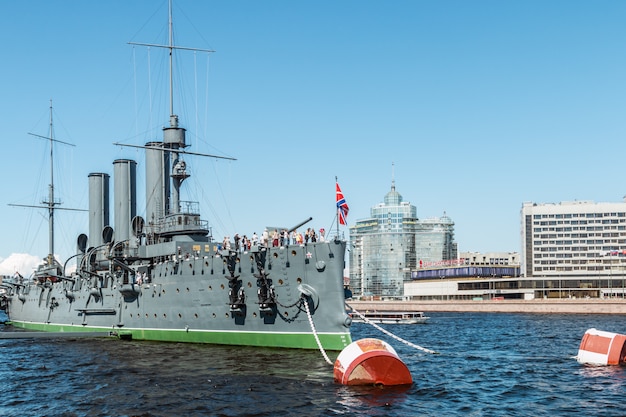 Kreuzfahrtschiff auf dem Meer