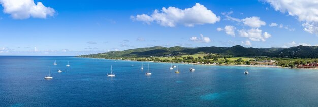 Kreuzfahrtschiff Urlaub in der Karibik Saint Croix Frederiksted Amerikanische Jungferninseln Panoramaküste