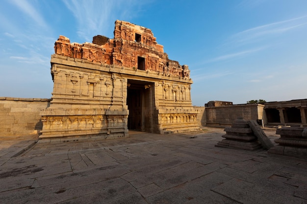 Krishna-Tempel bei Sonnenuntergang