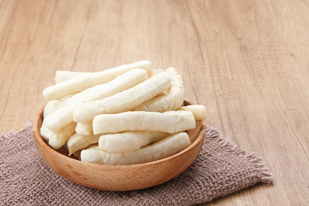 Krupuk oder Kerupuk Indonesien traditionelle Cracker aus Mehl und Gewürzen