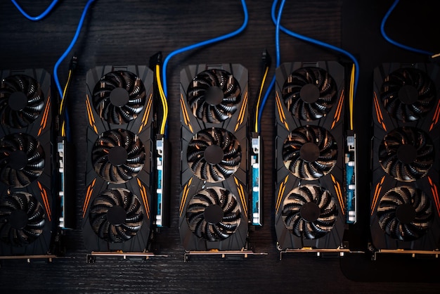 Kryptowährungen 6 Mining-Rig-Komponenten Blockchain-Details zur Technologie Bitcoin Litecoin