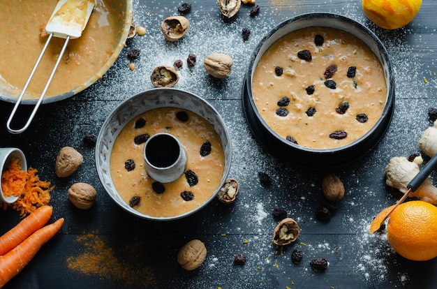 Kuchen machen. Flach liegen. Ansicht von oben.