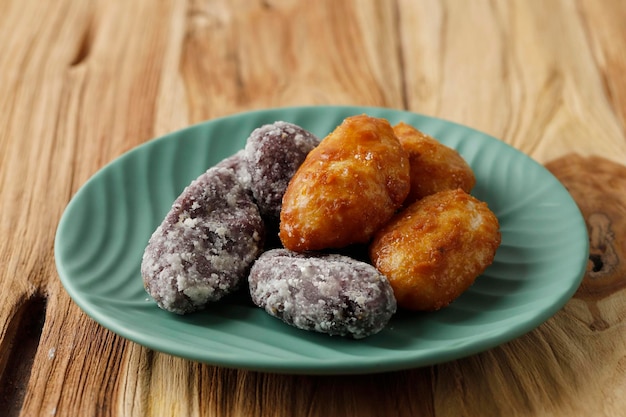 Kue Gemblong Getas Kemplang Indonesischer traditioneller Snack