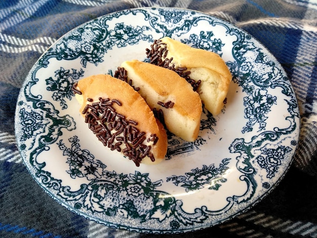 Kue khas bali ou bolos de especialidade balinesa comida culinária indonésia tradicional