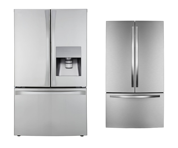 Kühlschränke, isoliert auf Weiß