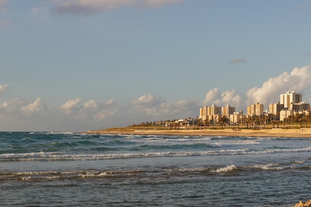 Küste von Haifa. Carmel Strand