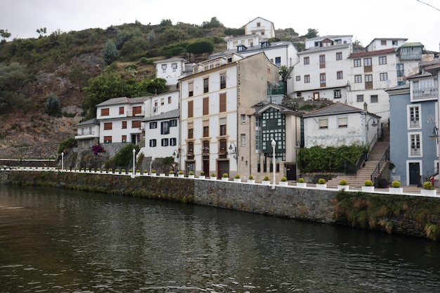 Küstenstadt der Mündung der Luarca in Asturien, Spanien