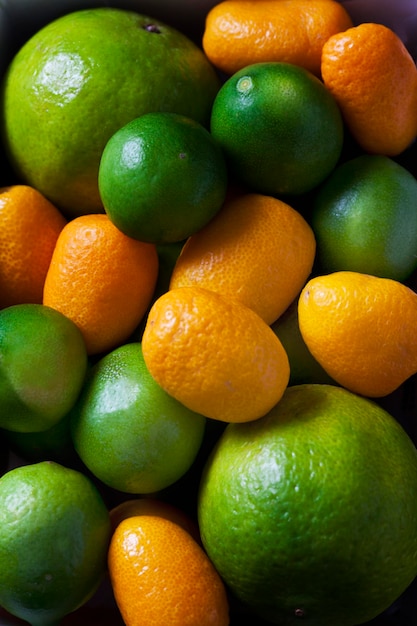 Kumquats, limequats y limas